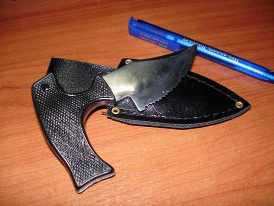 Нож тычковый HK962
